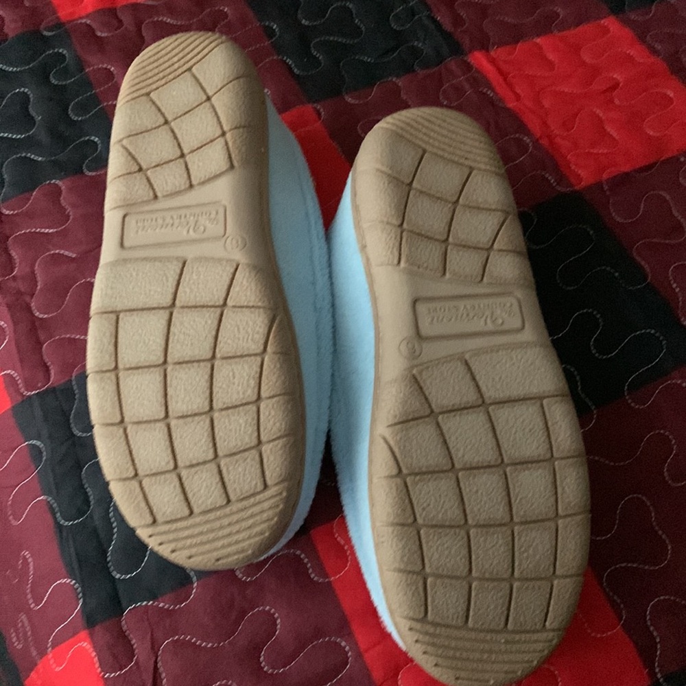 Soft slippers - Picture 3 of 3
